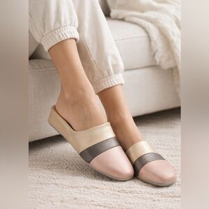 Daniel Green Colorblock Mule Slippers Women’s Size 7M New Without Box